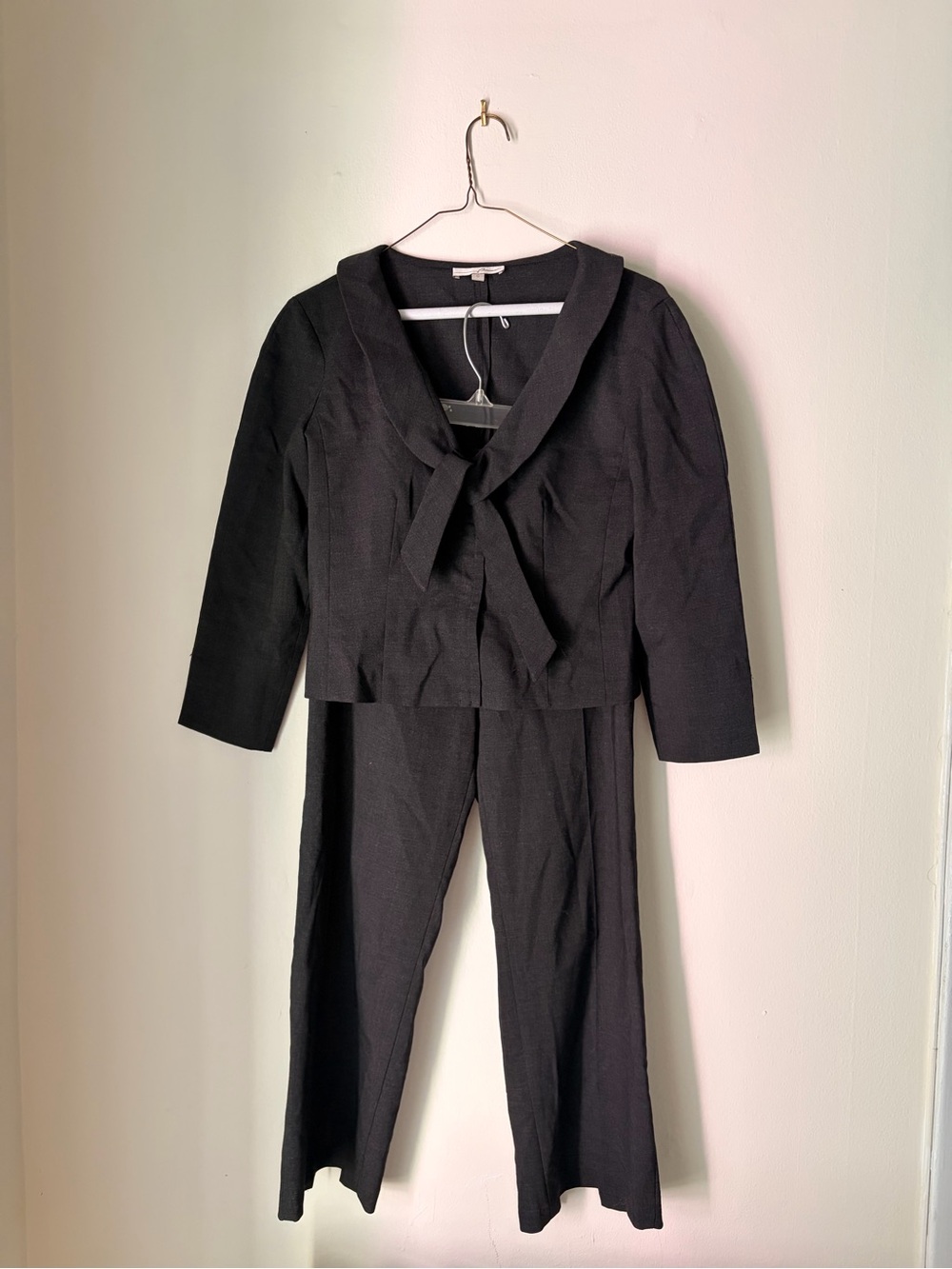 Vintage Black Tie-NeckPant Suit Set